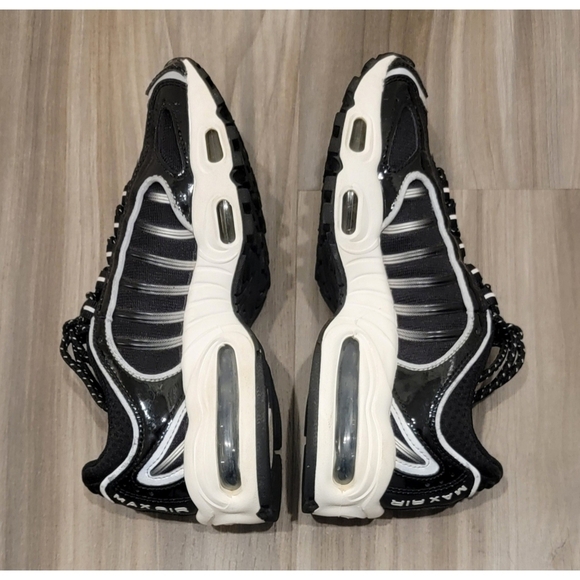 Nike Air Max Tailwind IV '90s Retro Reflective Sneakers - Women’s Size 5 - Picture 7 of 13